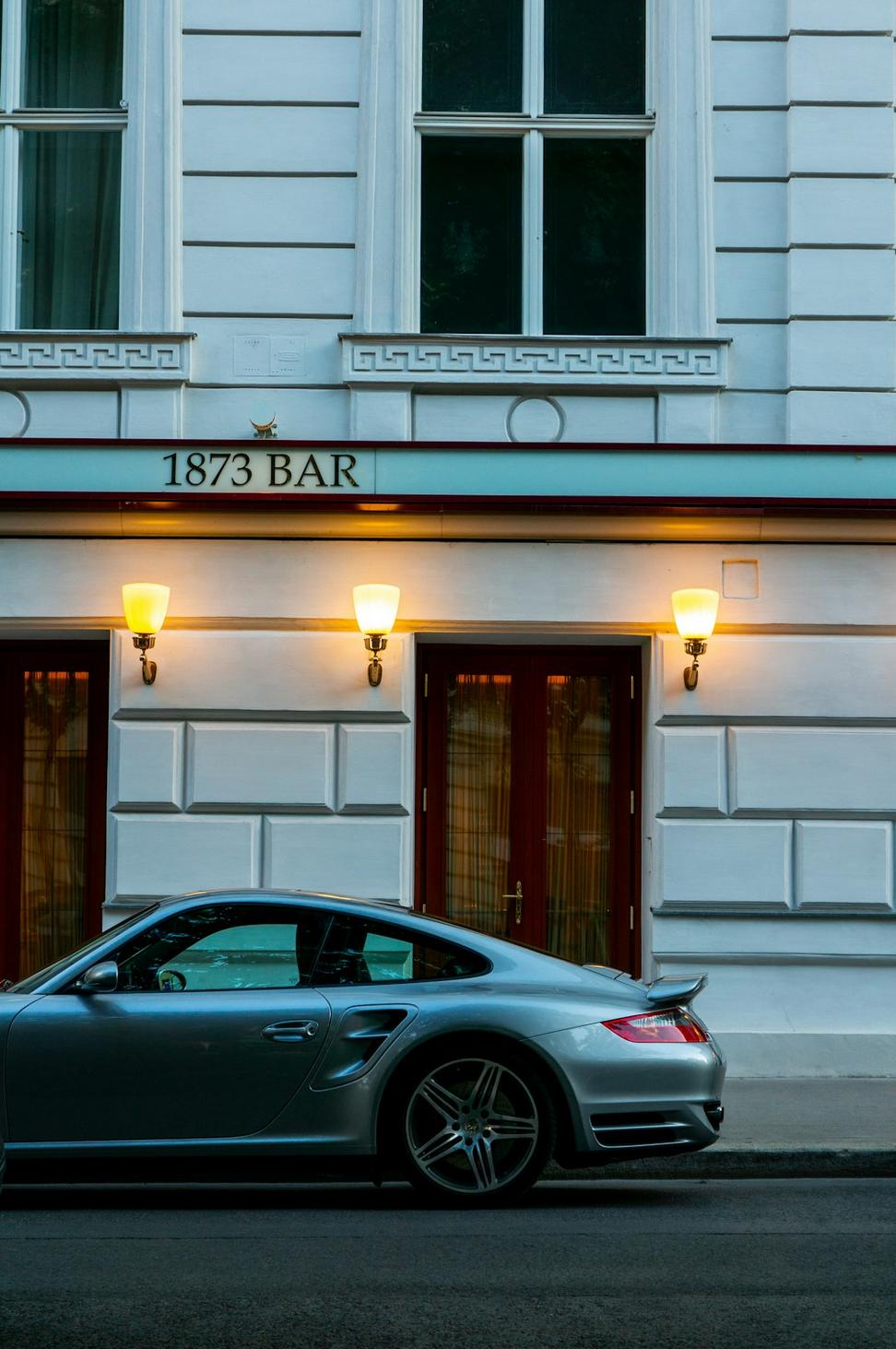 Glaivo Rynth Auto Repair Shop